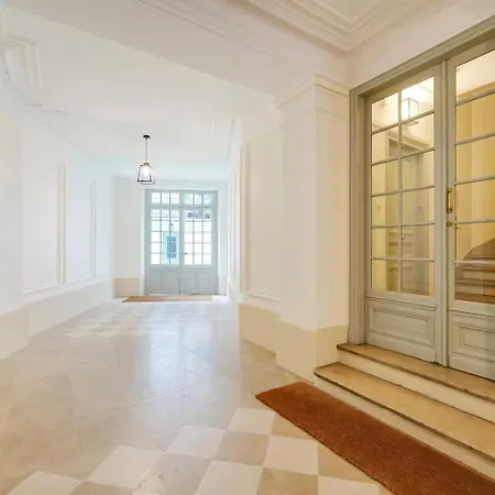 Loft Spacieux Et Lumineux -